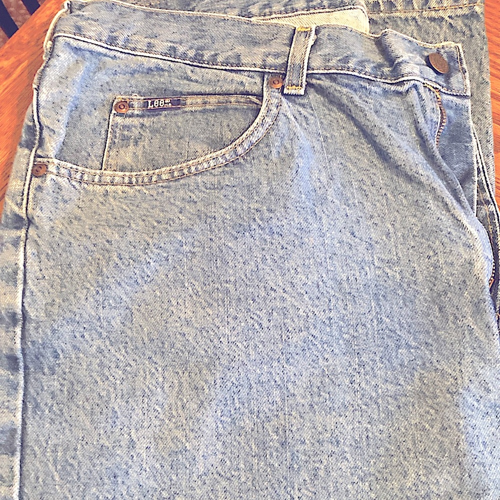 Lee men’s jeans 40x32 lightly worn look like new